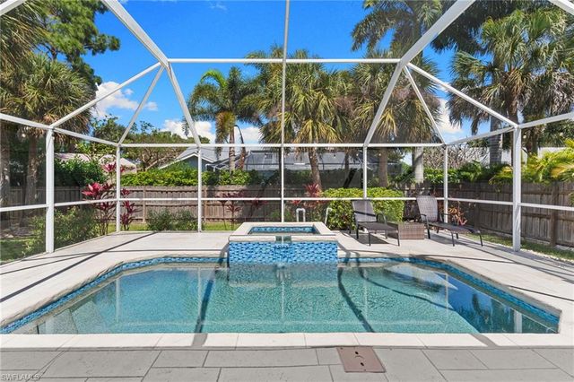 2451 River Reach DR, Naples, FL 34104