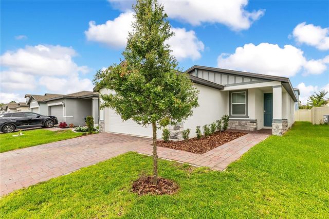 1831 CARNOSTIE ROAD, Winter Haven, FL 33884