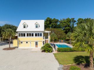 112 Midland Lane, Sneads Ferry, NC 28460