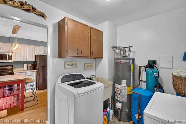 9749 Beverly Drive, Pinckney, MI 48169