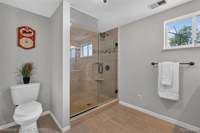 9749 Beverly Drive, Pinckney, MI 48169