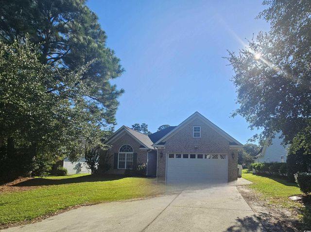 1011 Hillsdale Dr., Little River, SC 29566