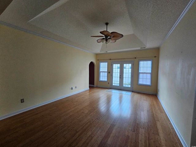 1011 Hillsdale Dr., Little River, SC 29566