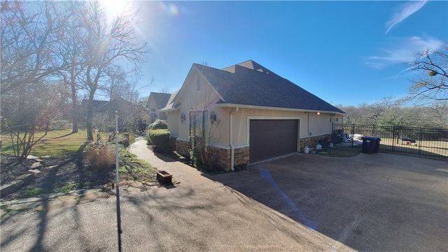 2009 Moses Creek Court, College Station, TX 77845
