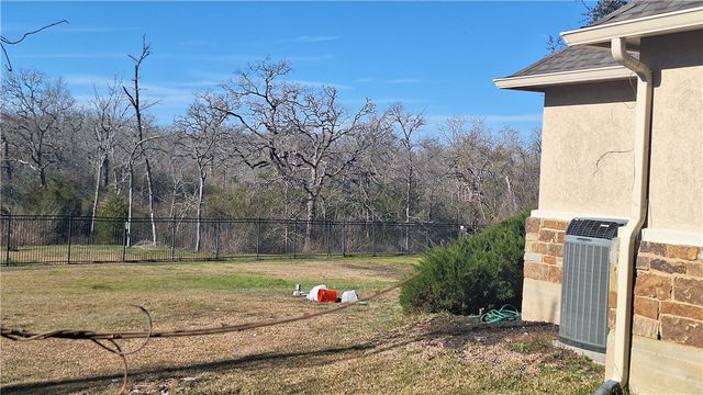 2009 Moses Creek Court, College Station, TX 77845