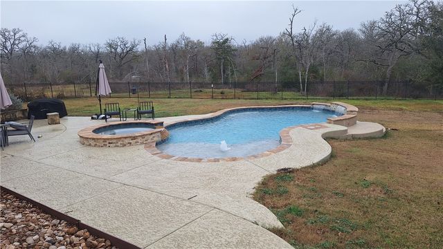 2009 Moses Creek Court, College Station, TX 77845