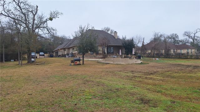 2009 Moses Creek Court, College Station, TX 77845