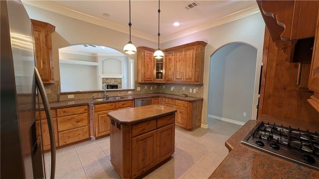 2009 Moses Creek Court, College Station, TX 77845