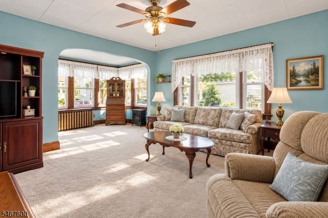 8315 4th Ave, North Bergen Twp., NJ 07047