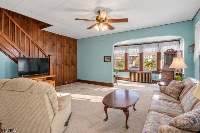 8315 4th Ave, North Bergen Twp., NJ 07047