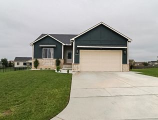 5247 N Cambridge St, Bel Aire, KS 67226