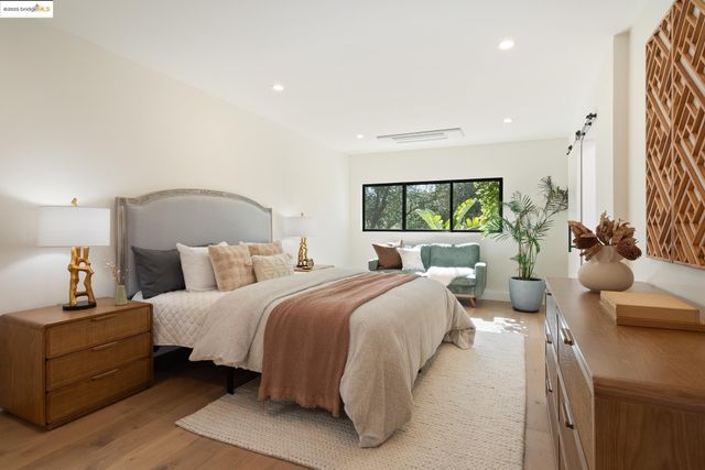 90 Estates Dr, Orinda, CA 94563