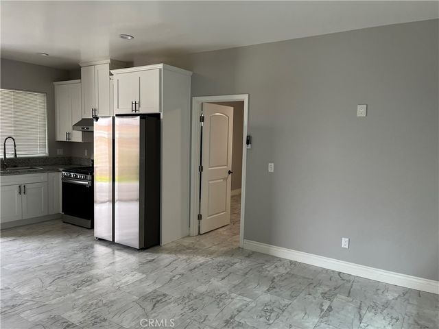 1723 Lincoln Avenue, Pomona, CA 91767
