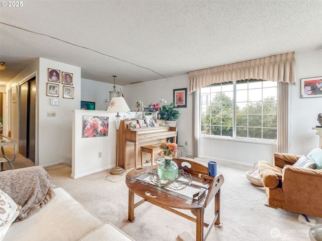 4305 E 15th Street, Vancouver, WA 98661