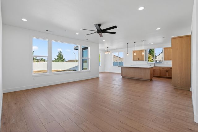 4806 Ferrington Court, Redding, CA 96003