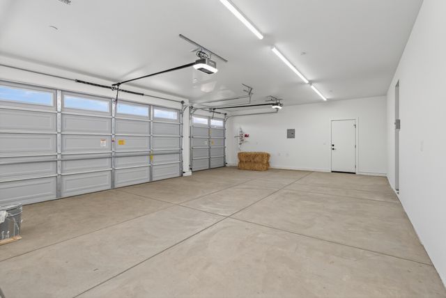 4806 Ferrington Court, Redding, CA 96003