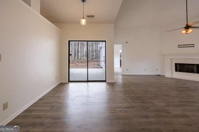 112 Glendale Drive, Peachtree City, GA 30269