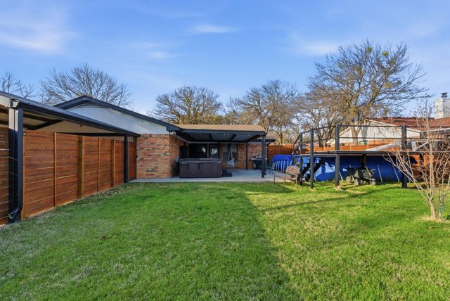 1008 Royal Lane, Graham, TX 76450