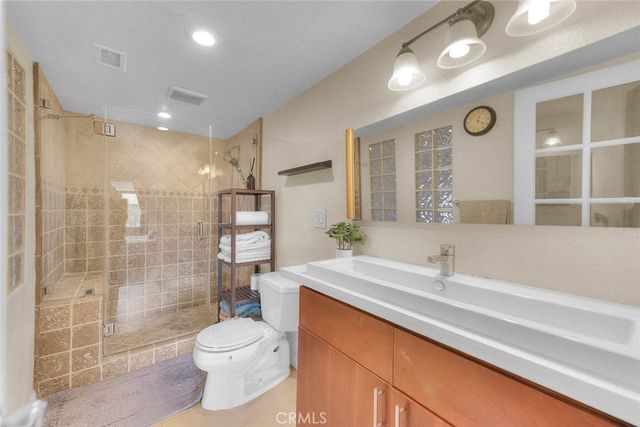 1140 Walnut Grove Avenue C, Rosemead, CA 91770