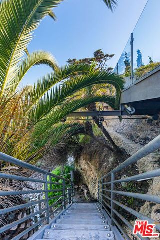 6525 Point Lechuza Drive, Malibu, CA 90265