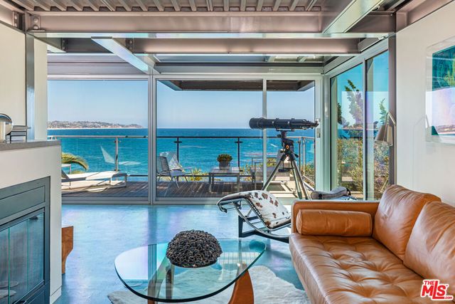 6525 Point Lechuza Drive, Malibu, CA 90265