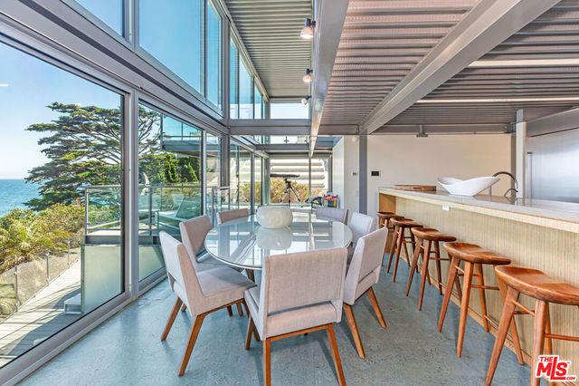 6525 Point Lechuza Drive, Malibu, CA 90265