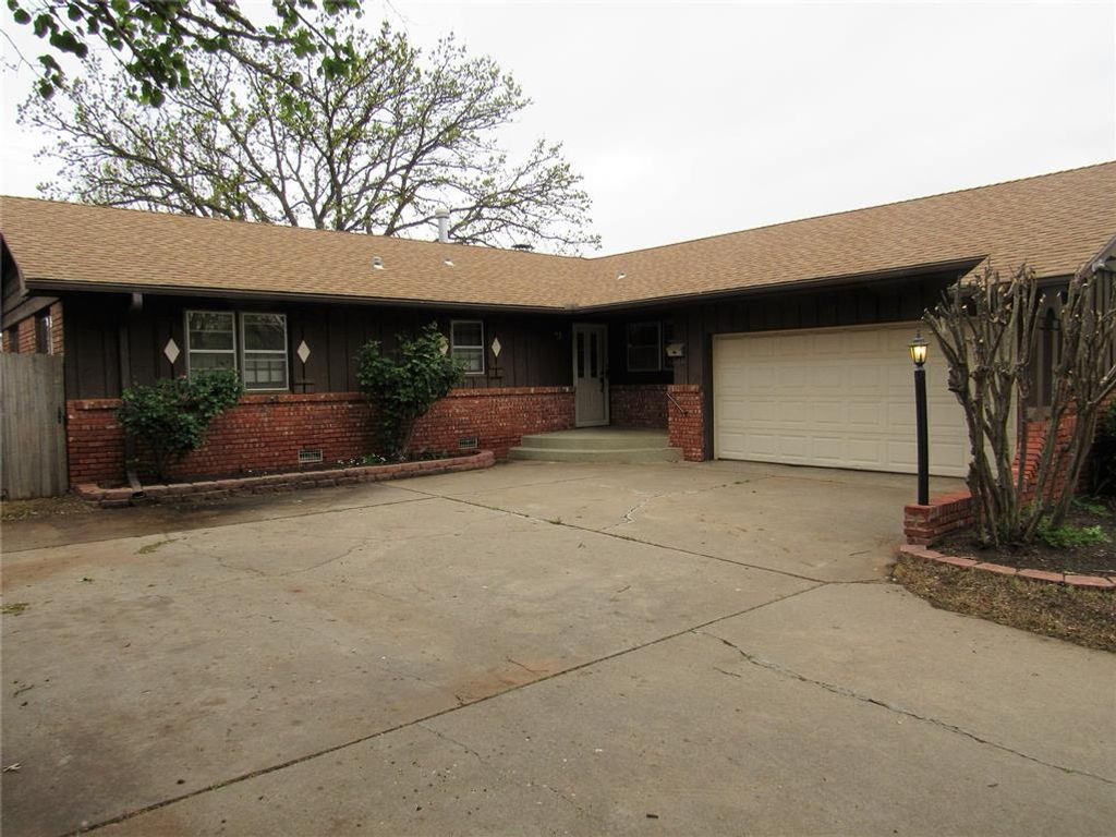 9909 Sunnymeade Place, Oklahoma City, OK 73120