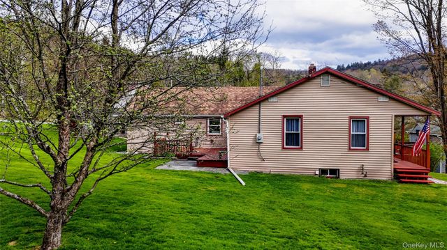11 Hood Road, Roscoe, NY 12776