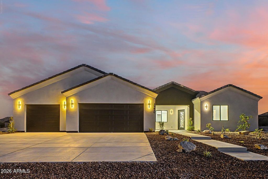 19419 W RUSTLER Road, Buckeye, AZ 85326 — photo 2