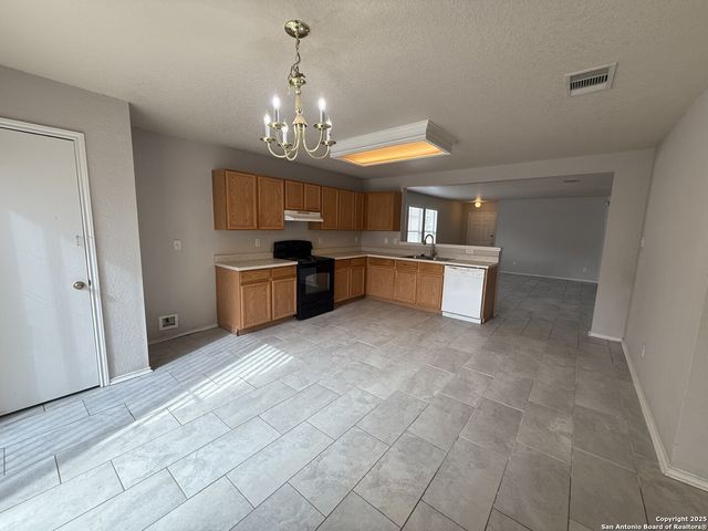 8856 Staghorn, Converse, TX 78109