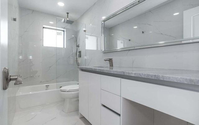 524 NW 53rd Street, Boca Raton, FL 33487