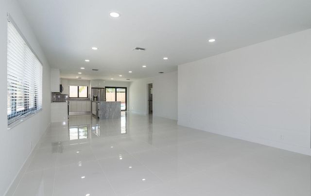 524 NW 53rd Street, Boca Raton, FL 33487
