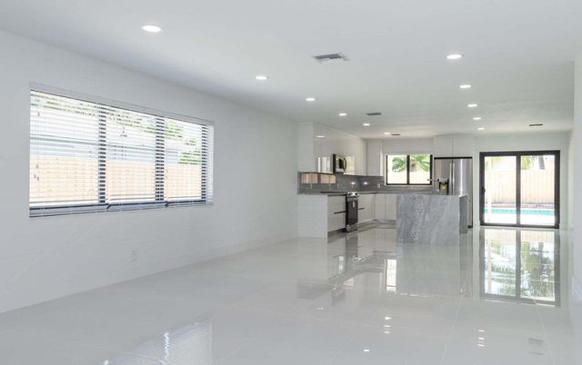 524 NW 53rd Street, Boca Raton, FL 33487