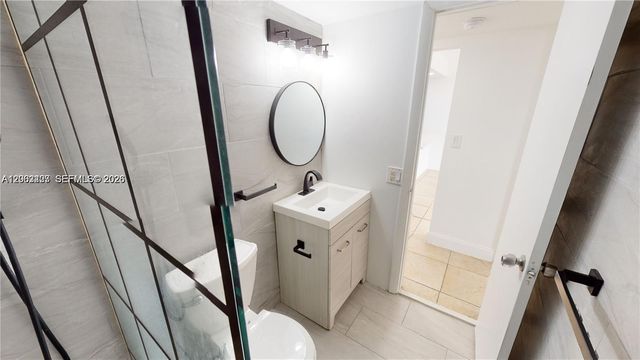 453 SW 2nd St 301C, Miami, FL 33130