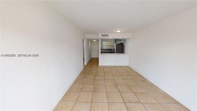 453 SW 2nd St 301C, Miami, FL 33130