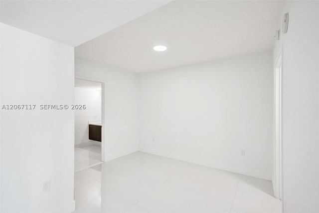 330 Sunny Isles Blvd 5-805, Sunny Isles Beach, FL 33160