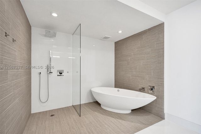 330 Sunny Isles Blvd 5-805, Sunny Isles Beach, FL 33160