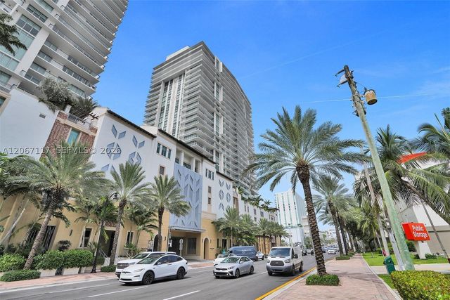 330 Sunny Isles Blvd 5-805, Sunny Isles Beach, FL 33160