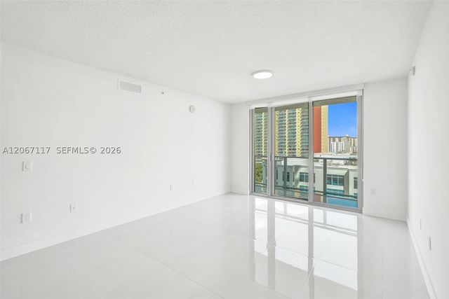 330 Sunny Isles Blvd 5-805, Sunny Isles Beach, FL 33160
