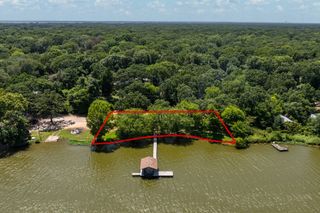 113 Shoreline Drive, Mabank, TX 75156