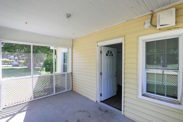 1186 E Tugalo Street, Toccoa, GA 30577