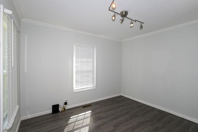 1186 E Tugalo Street, Toccoa, GA 30577