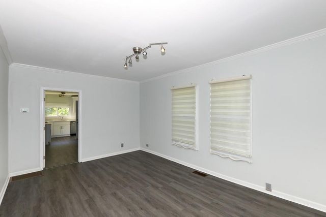 1186 E Tugalo Street, Toccoa, GA 30577