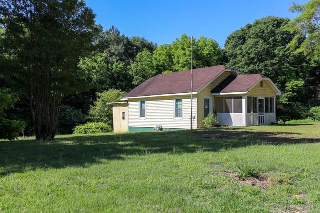 1186 E Tugalo Street, Toccoa, GA 30577