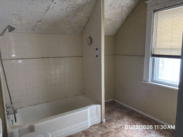 1229 BROWN Avenue, Erie, PA 16502