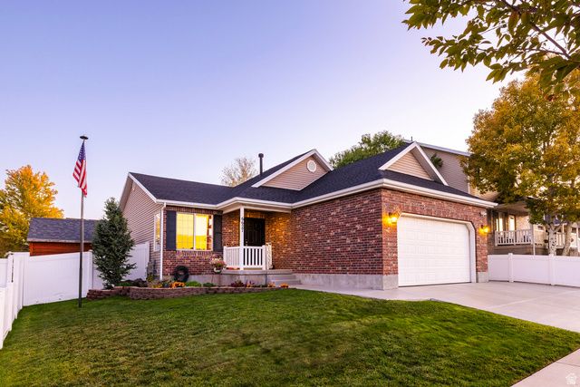 6627 W VALLEY OAK DR, West Jordan, UT 84081