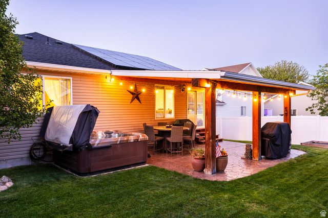 6627 W VALLEY OAK DR, West Jordan, UT 84081