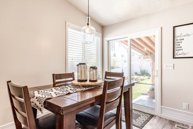 6627 W VALLEY OAK DR, West Jordan, UT 84081