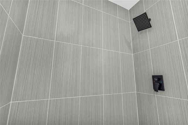 165 N MOURNING DOVE N Drive, Fayetteville, GA 30215