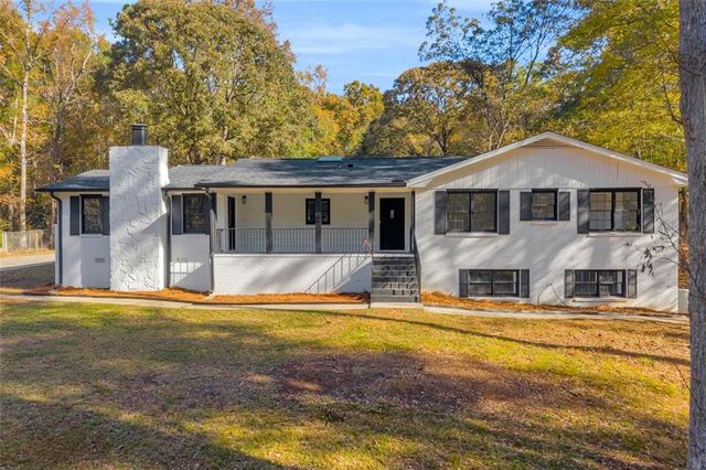 165 N MOURNING DOVE N Drive, Fayetteville, GA 30215